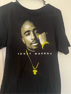 Tupac vintage Black 'Trust Nobody' Graphic Tee with Yellow Accent -never worn.